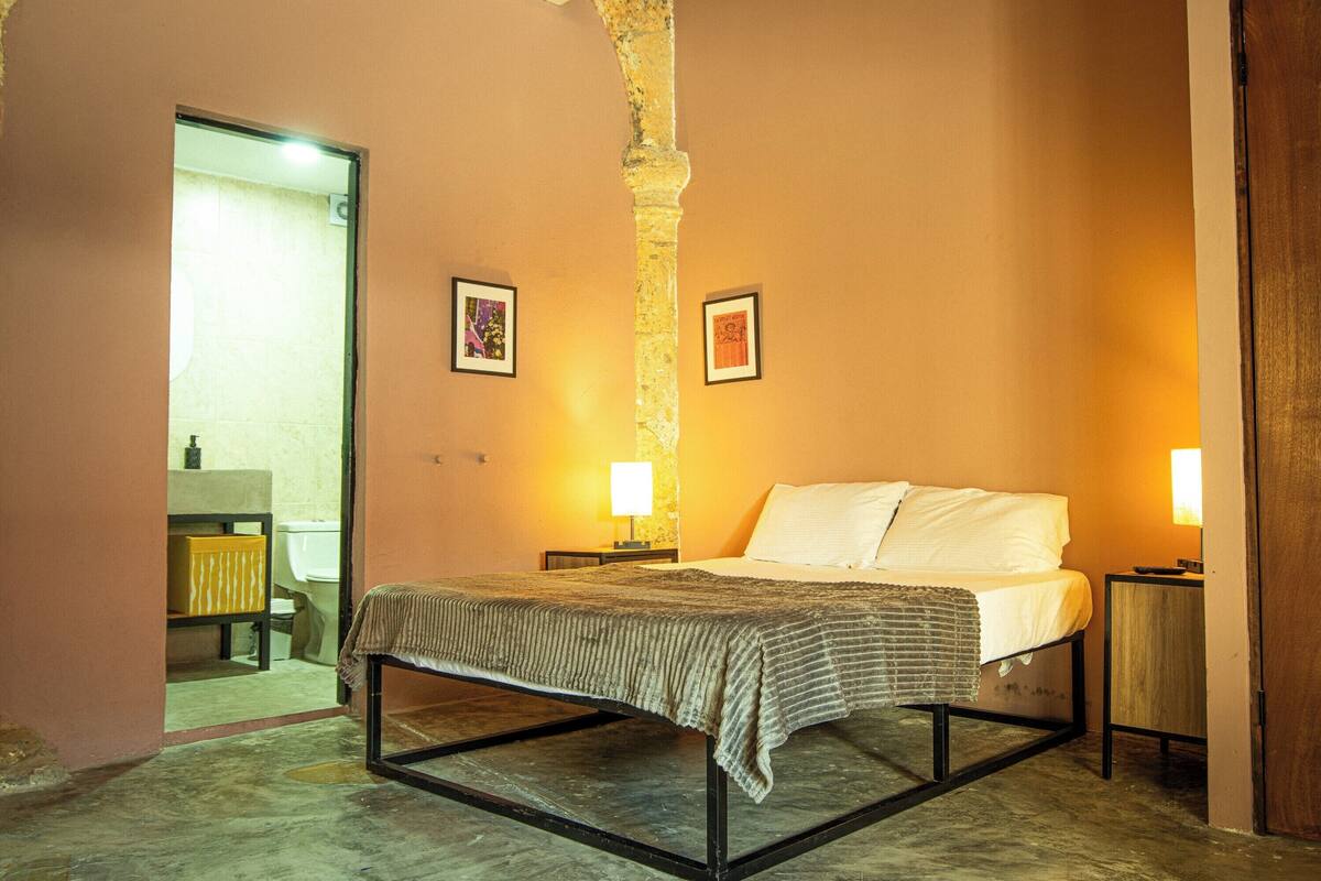 Standard Double Room, 1 Queen Bed | Desk, WiFi (free), bed sheets
