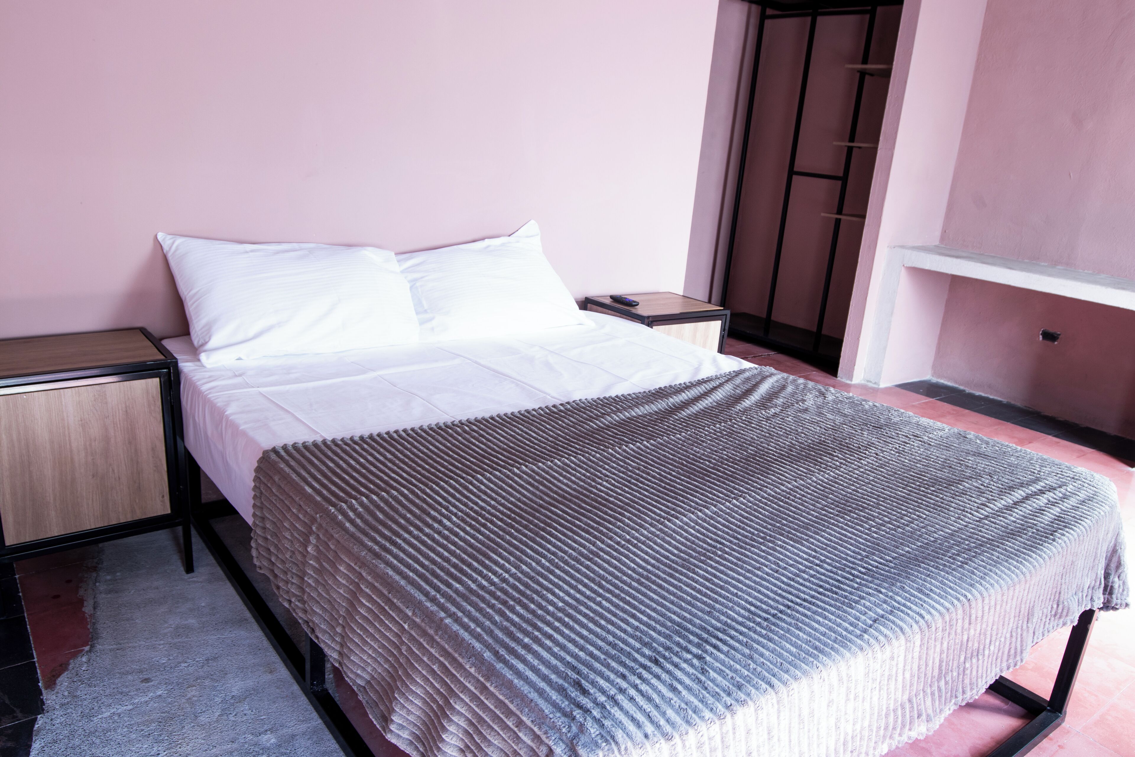 ห้องเบสิกดับเบิล, เตียงใหญ่ 1 เตียง | Wi-Fi ฟรี