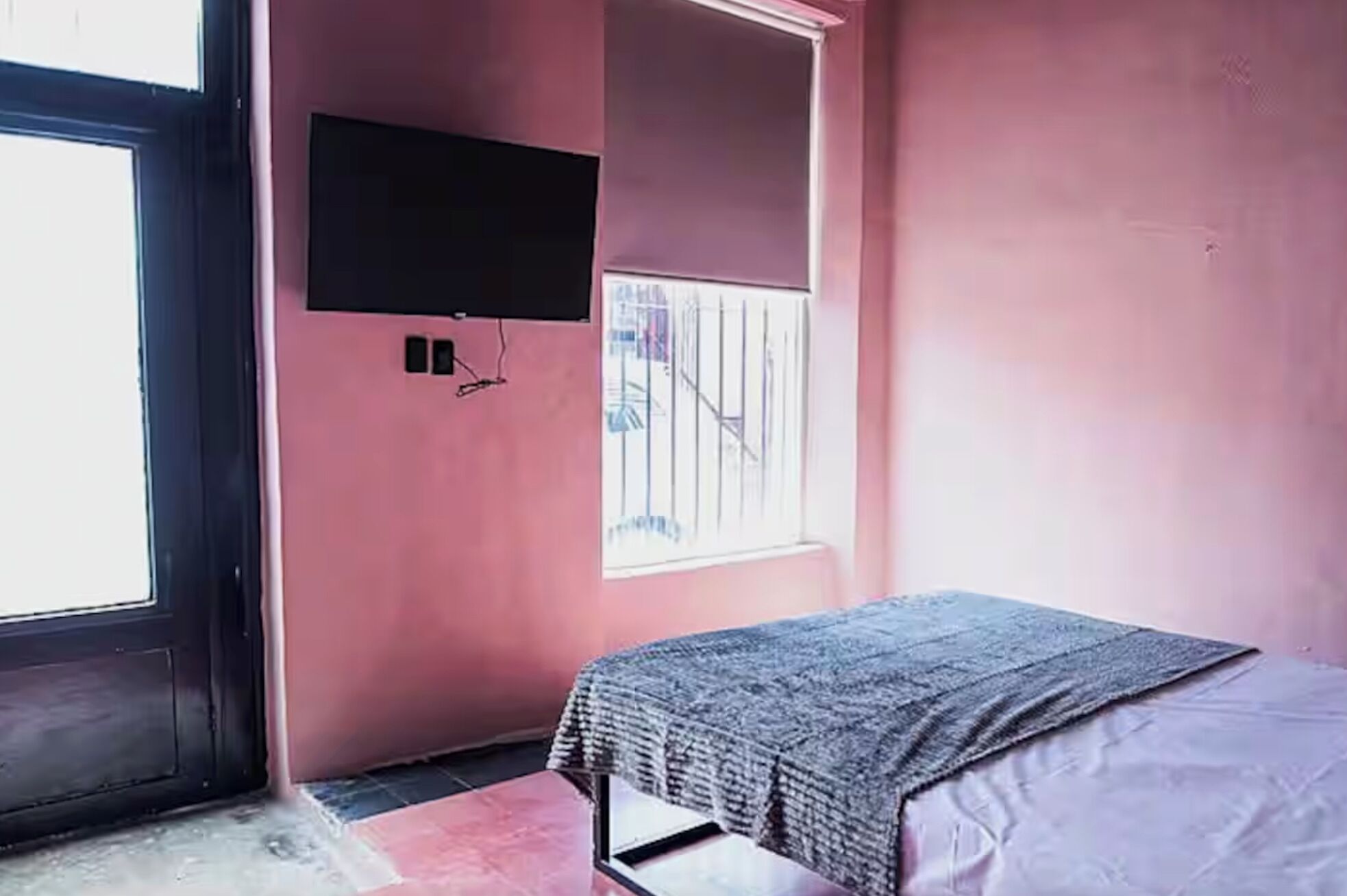 Deluxe Double Room, 1 Queen Bed | Free WiFi