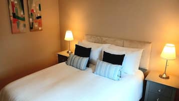 1 soverom, strykejern/-brett, wi-fi og sengetøy