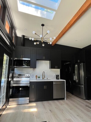 Microwave, oven, stovetop, dishwasher