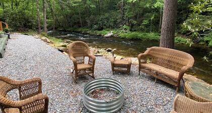 Secluded creekside home in the heart of the Nantahala Forest