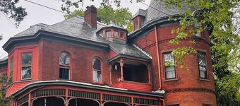 The Eagle Nest 2bd, Newburgh near DIA:Beacon and Storm King