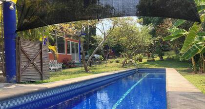 Lovely bungalow with pool, great view, comfortable loft w/WiFi in Malinalco