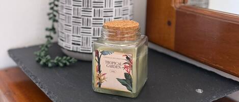 Iron/ironing board, free WiFi