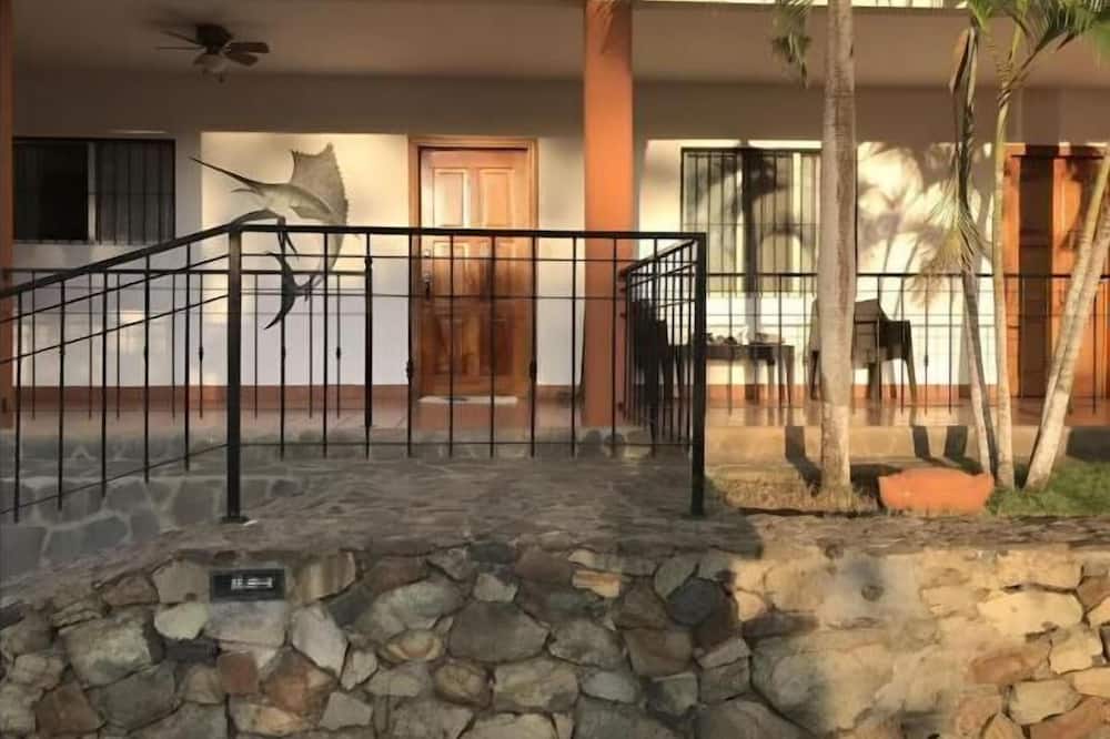 Bolimar Collection at Playa Hermosa