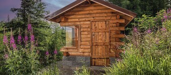 Hatcher Pass Cabin in the Woods