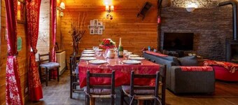 Gite avec 6 chambres , billard , sauna, baby-foot, Villa Jumelia