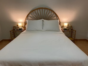 7 Schlafzimmer, Bügeleisen/Bügelbrett, WLAN, Bettwäsche