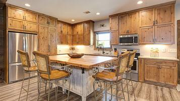 Micro-ondes, four, plaque de cuisson, lave-vaisselle