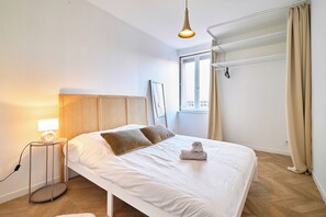 2 bedrooms, WiFi, bed sheets