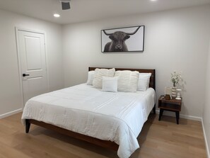 3 Schlafzimmer, Bügeleisen/Bügelbrett, WLAN, Bettwäsche