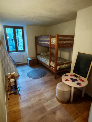 4 chambres, Wi-Fi, draps fournis