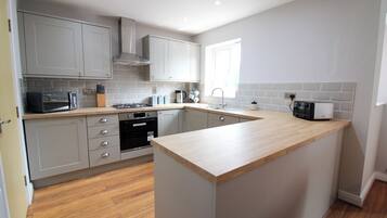 Microwave, oven, dishwasher