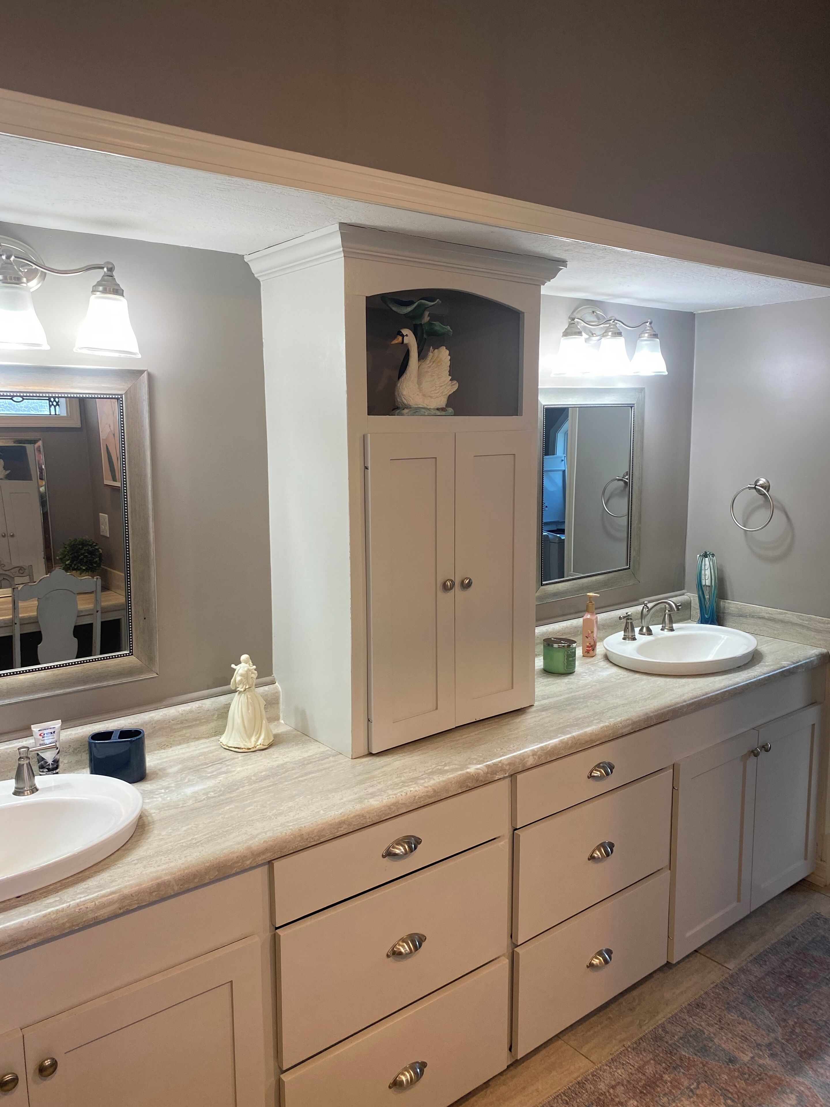 Serviettes fournies, savon, papier toilette