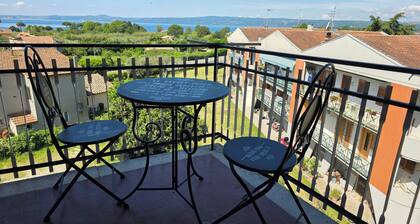Spacious appartment with AC. Walking distance to castle and to Bolsena Lake.