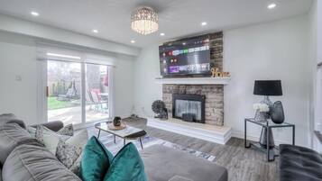 Studio | Living area