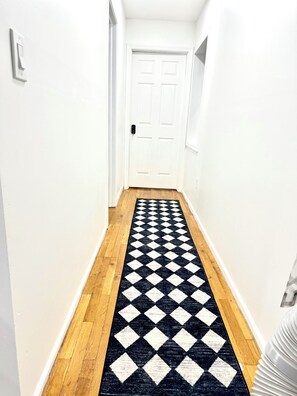 Interior - 2-bedroom apartment in superb Jersey City with WiFi, AC (Jersey City)