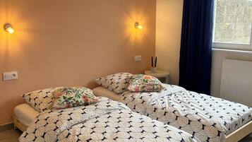 3 bedrooms, WiFi