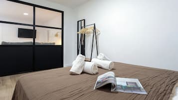 Apartament | Planxa i posts de planxar i wifi gratuïta