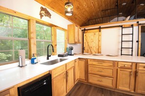 Fridge, oven, dishwasher