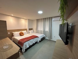 Habitación triple clásica | Servicio de la habitación