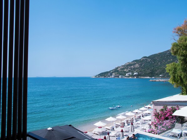 Junior Suite, Balcony, Beach View | Water view