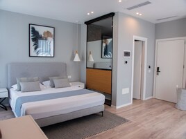 Junior Suite, Balcony, Beach View | Free WiFi