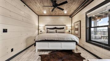 8 quartos, berço de viagem, Wi-Fi de cortesia, roupa de cama