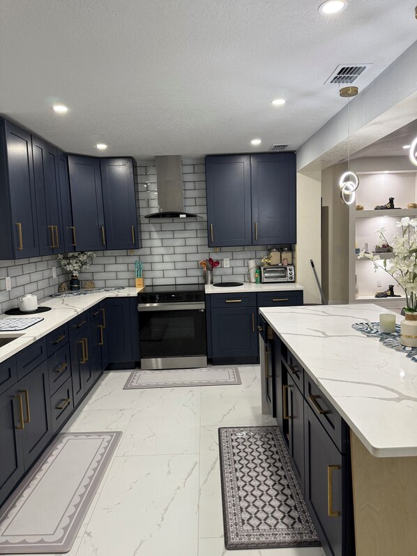 Microwave, oven, stovetop, dishwasher