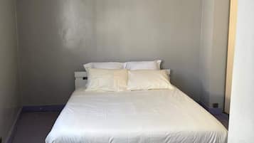 7 bedrooms, iron/ironing board, free WiFi, bed sheets