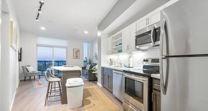 Charming 1-bedroom apartment with WiFi, AC in enjoyable Waterloo