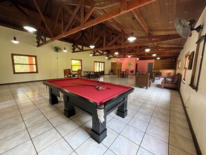 Game room - Farm with Jacuzzi 1 hour from São Paulo (Jardim Japao (Caucaia do Alto) Cotia)