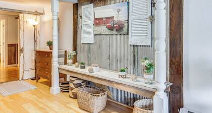 Lake & Mtn Views: Vermont Couple's Retreat!