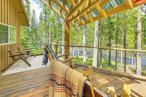 Riverside Cabin on 9 Acres in Montana