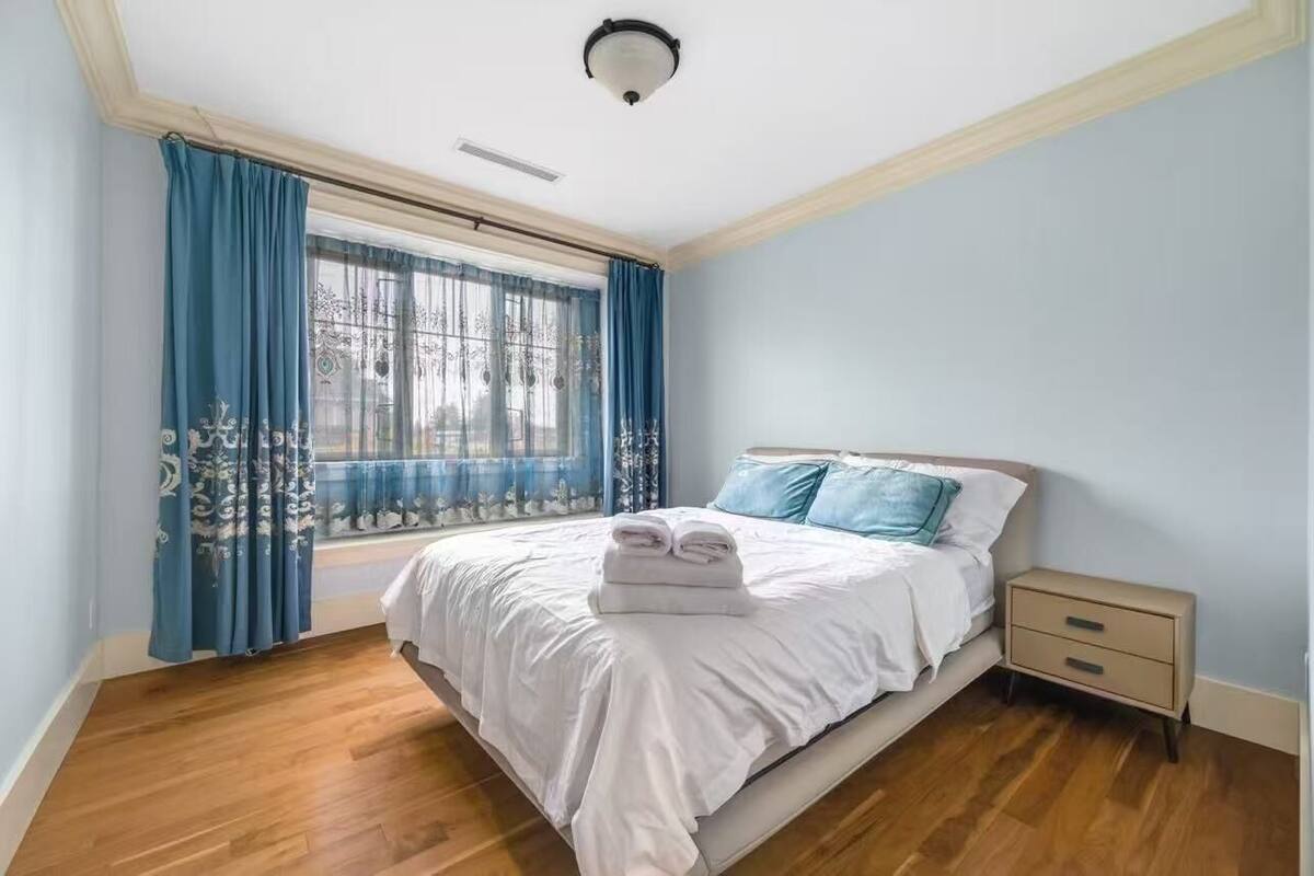 Double Room | Free WiFi