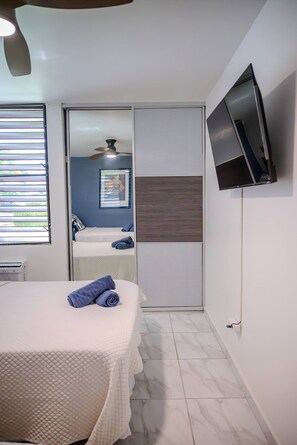 2 bedrooms - 1st Floor Water Tours Hiking Beach Terrace (Fajardo)