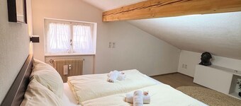 Lovely, cozy apartment 2 min ski lift walk