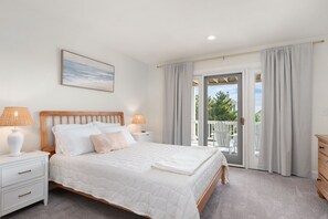 6 soverom, strykejern/-brett, wi-fi (inkludert) og sengetøy