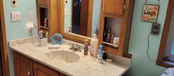 Spacious 3-bedroom house on Birchwood Golf Course one mile north Pelican Rapids