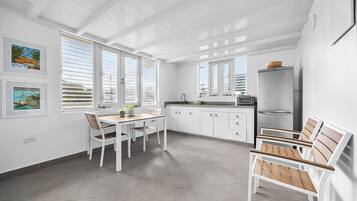 Villa | 6 bedrooms, Internet