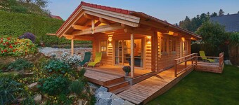 Naturally secure - romantic wooden chalet with comfort & charm