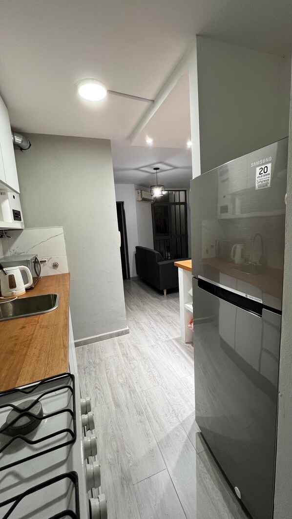 Private kitchen - Nice Apartment in Downtown - Close to everything! (Córdoba)