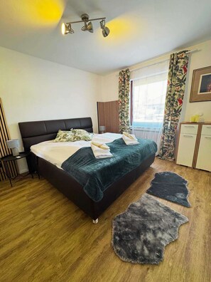 3 Schlafzimmer, WLAN, Bettwäsche