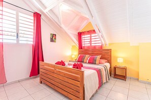 2 bedrooms, iron/ironing board, free WiFi, bed sheets