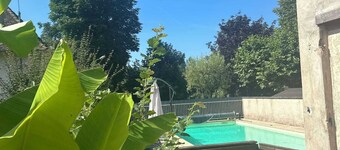 Villa Bacchus at the water's edge, heated pool