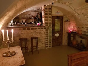 Bar (in der Unterkunft)