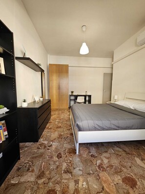 3 dormitorios, escritorio, tabla de planchar con plancha y wifi gratis