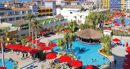 2-bedroom hotel in marvelous Alamein with WiFi, AC