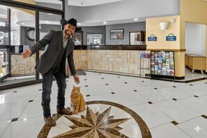 Lobby - Robinson Inn and Suites (Waco)